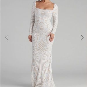 XS dress from Windsor.